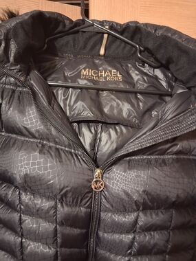 MICHAEL Michael Kors Black Quilted Puffer Jacket with Subtle Croc Print